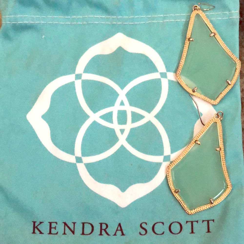 Alexandra Earrings In Chalcedony